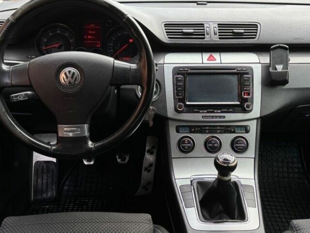 Черный Фольксваген Пассат, объемом двигателя 2 л и пробегом 257 тыс. км за 1950 $, фото 9 на Automoto.ua