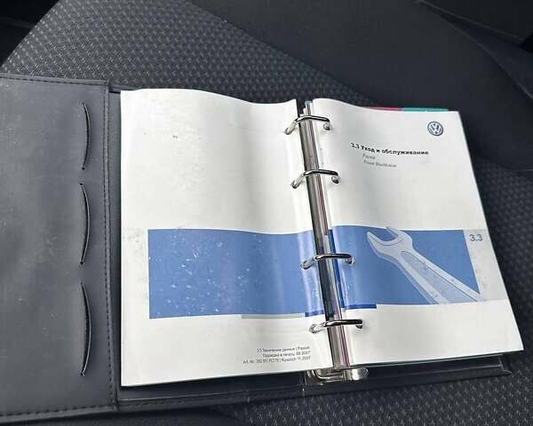 Чорний Фольксваген Пассат, об'ємом двигуна 1.8 л та пробігом 211 тис. км за 6500 $, фото 55 на Automoto.ua