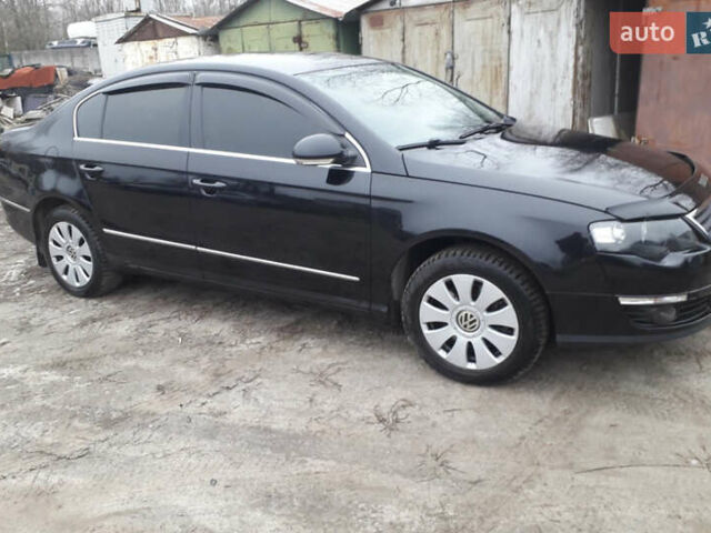 Черный Фольксваген Пассат, объемом двигателя 1.8 л и пробегом 287 тыс. км за 6500 $, фото 13 на Automoto.ua