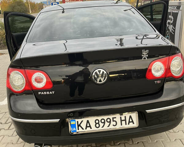 Черный Фольксваген Пассат, объемом двигателя 1.8 л и пробегом 287 тыс. км за 6500 $, фото 12 на Automoto.ua