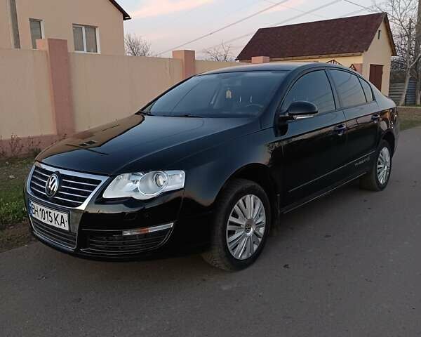 Черный Фольксваген Пассат, объемом двигателя 1.9 л и пробегом 215 тыс. км за 7800 $, фото 12 на Automoto.ua
