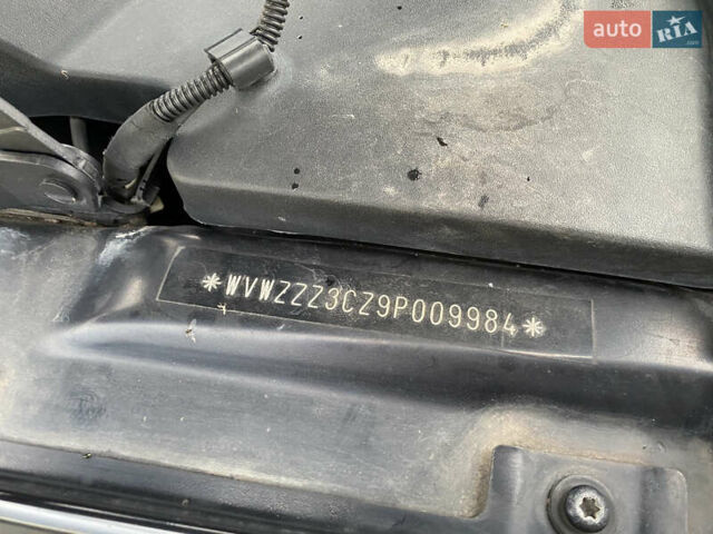 Черный Фольксваген Пассат, объемом двигателя 1.98 л и пробегом 228 тыс. км за 7500 $, фото 21 на Automoto.ua
