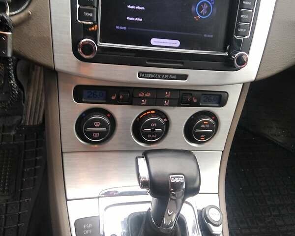 Черный Фольксваген Пассат, объемом двигателя 2 л и пробегом 270 тыс. км за 8590 $, фото 5 на Automoto.ua