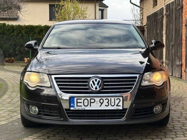 Черный Фольксваген Пассат, объемом двигателя 2 л и пробегом 257 тыс. км за 1950 $, фото 2 на Automoto.ua