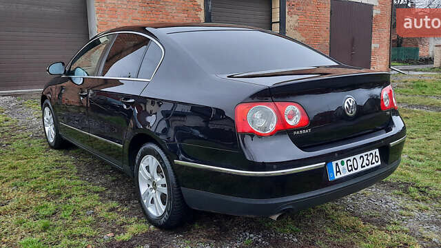 Черный Фольксваген Пассат, объемом двигателя 1.4 л и пробегом 200 тыс. км за 6900 $, фото 16 на Automoto.ua