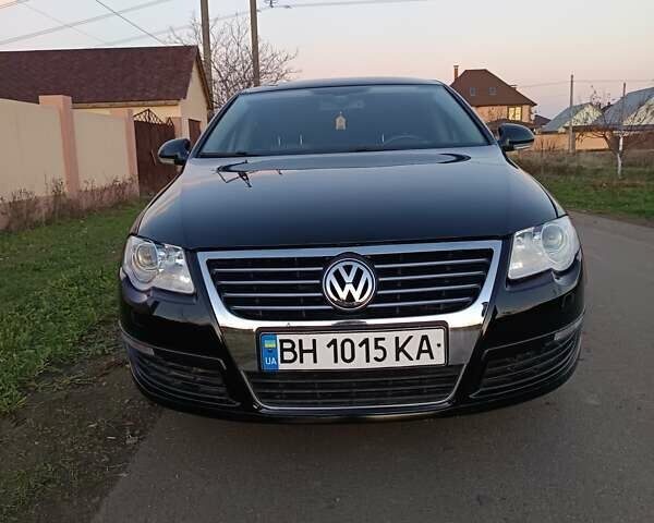 Черный Фольксваген Пассат, объемом двигателя 1.9 л и пробегом 215 тыс. км за 7800 $, фото 3 на Automoto.ua