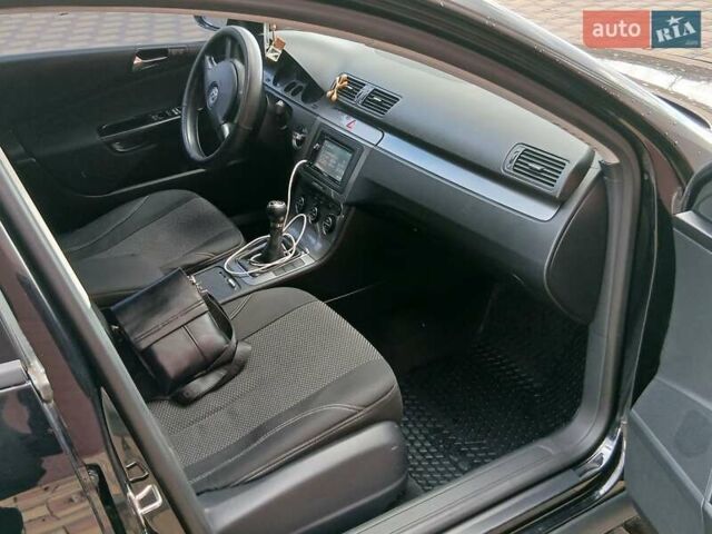 Фольксваген Пассат 2008 в Гайсине на Automoto.ua Черный Фольксваген Пассат, объемом двигателя 1.79 л и пробегом 206 тыс. км за 6250 $, фото 9 на Automoto.ua