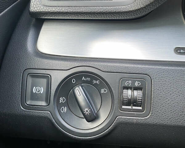 Черный Фольксваген Пассат, объемом двигателя 1.97 л и пробегом 296 тыс. км за 8500 $, фото 21 на Automoto.ua