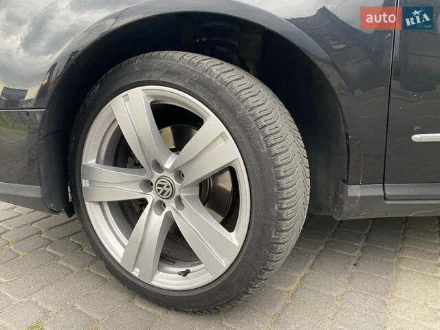 Черный Фольксваген Пассат, объемом двигателя 1.98 л и пробегом 228 тыс. км за 7500 $, фото 9 на Automoto.ua