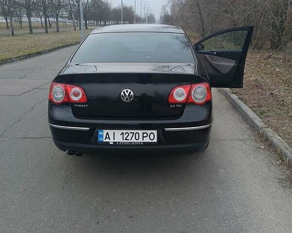 Черный Фольксваген Пассат, объемом двигателя 2 л и пробегом 264 тыс. км за 7800 $, фото 1 на Automoto.ua