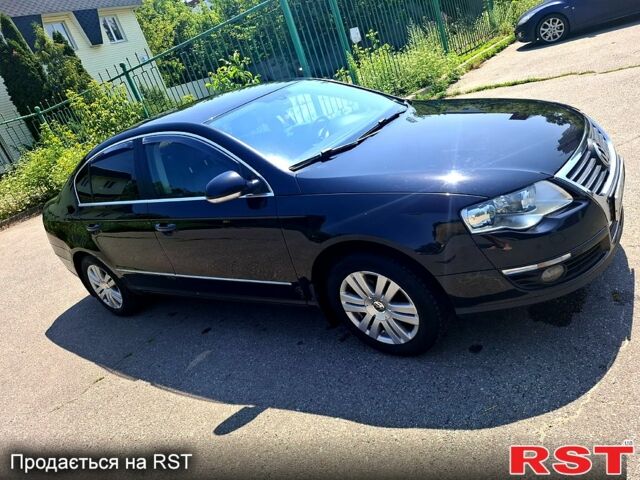 Черный Фольксваген Пассат, объемом двигателя 1.8 л и пробегом 231 тыс. км за 5400 $, фото 6 на Automoto.ua