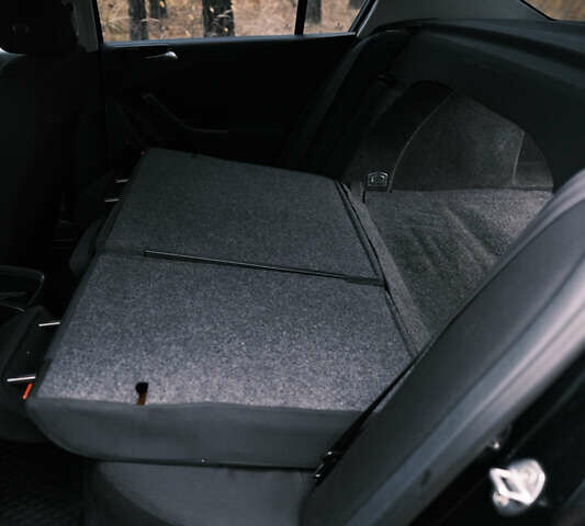 Чорний Фольксваген Пассат, об'ємом двигуна 1.8 л та пробігом 242 тис. км за 5000 $, фото 25 на Automoto.ua