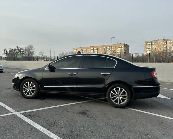 Черный Фольксваген Пассат, объемом двигателя 2 л и пробегом 270 тыс. км за 6800 $, фото 24 на Automoto.ua