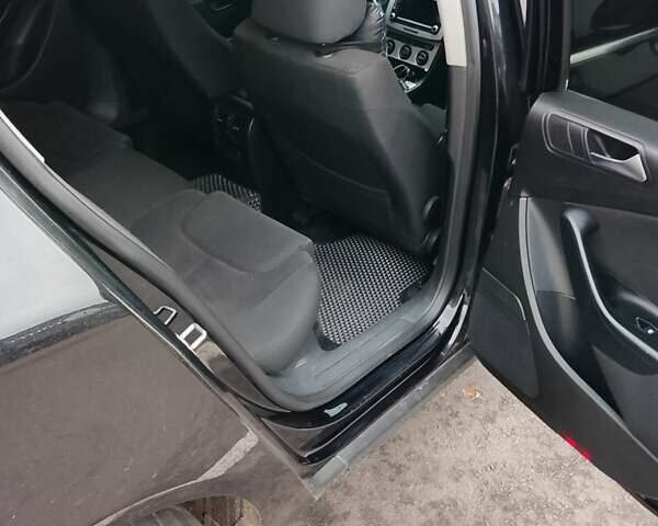 Черный Фольксваген Пассат, объемом двигателя 1.8 л и пробегом 230 тыс. км за 6400 $, фото 11 на Automoto.ua