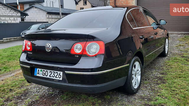 Черный Фольксваген Пассат, объемом двигателя 1.4 л и пробегом 200 тыс. км за 6900 $, фото 18 на Automoto.ua