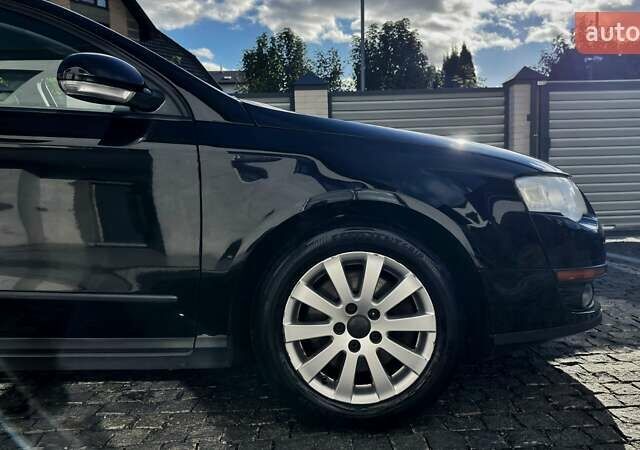 Чорний Фольксваген Пассат, об'ємом двигуна 1.8 л та пробігом 211 тис. км за 6500 $, фото 11 на Automoto.ua