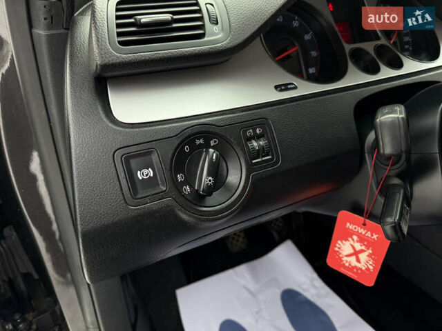 Чорний Фольксваген Пассат, об'ємом двигуна 1.8 л та пробігом 266 тис. км за 4999 $, фото 26 на Automoto.ua