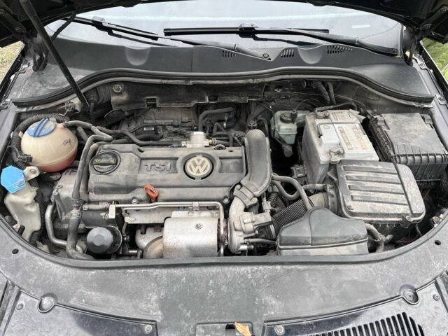 Черный Фольксваген Пассат, объемом двигателя 1.4 л и пробегом 195 тыс. км за 8000 $, фото 17 на Automoto.ua