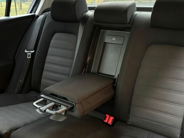 Черный Фольксваген Пассат, объемом двигателя 2 л и пробегом 257 тыс. км за 1950 $, фото 11 на Automoto.ua