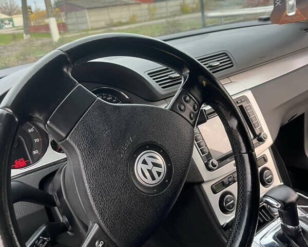 Черный Фольксваген Пассат, объемом двигателя 1.8 л и пробегом 287 тыс. км за 6500 $, фото 11 на Automoto.ua