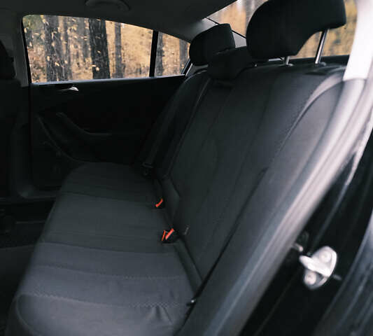 Чорний Фольксваген Пассат, об'ємом двигуна 1.8 л та пробігом 242 тис. км за 5000 $, фото 21 на Automoto.ua