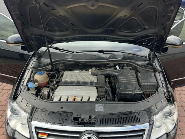 Чорний Фольксваген Пассат, об'ємом двигуна 3.2 л та пробігом 287 тис. км за 7200 $, фото 4 на Automoto.ua