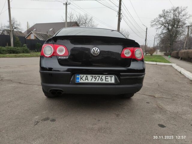 Черный Фольксваген Пассат, объемом двигателя 1.8 л и пробегом 250 тыс. км за 5900 $, фото 7 на Automoto.ua