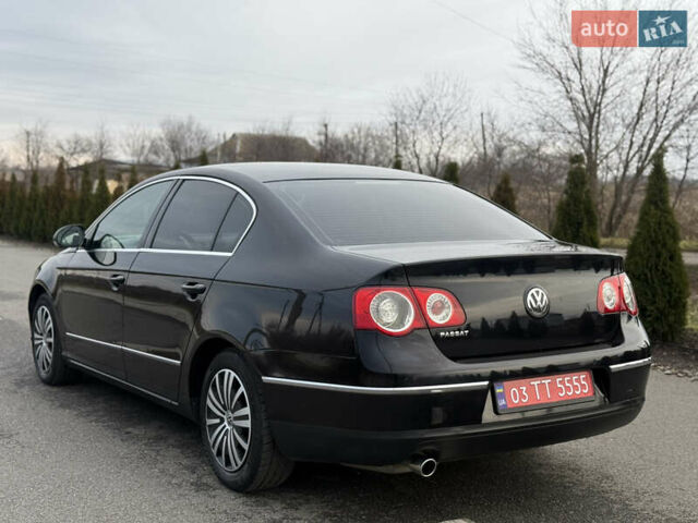 Черный Фольксваген Пассат, объемом двигателя 1.6 л и пробегом 219 тыс. км за 6800 $, фото 12 на Automoto.ua