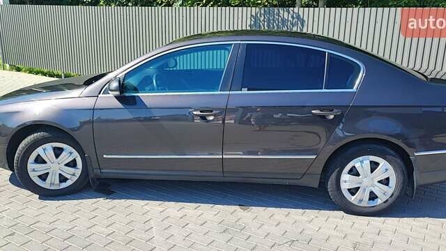 Фольксваген Пассат 2008 в Каменце-Подольском на Automoto.ua Черный Фольксваген Пассат, объемом двигателя 1.8 л и пробегом 226 тыс. км за 5900 $, фото 3 на Automoto.ua