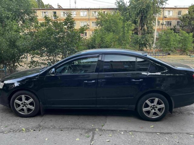 Чорний Фольксваген Пассат, об'ємом двигуна 1.8 л та пробігом 218 тис. км за 6500 $, фото 8 на Automoto.ua