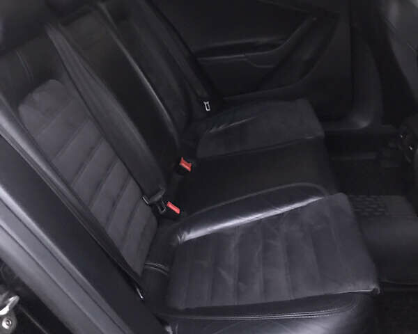 Черный Фольксваген Пассат, объемом двигателя 1.8 л и пробегом 271 тыс. км за 7250 $, фото 4 на Automoto.ua