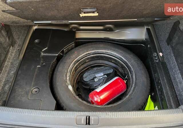 Чорний Фольксваген Пассат, об'ємом двигуна 1.8 л та пробігом 211 тис. км за 6500 $, фото 18 на Automoto.ua