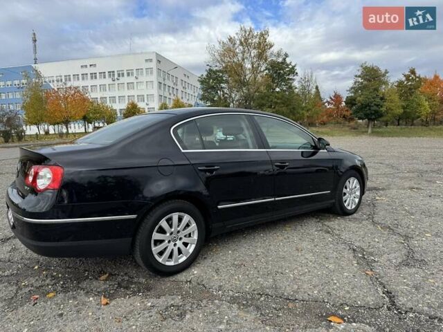 Черный Фольксваген Пассат, объемом двигателя 2 л и пробегом 307 тыс. км за 7700 $, фото 5 на Automoto.ua