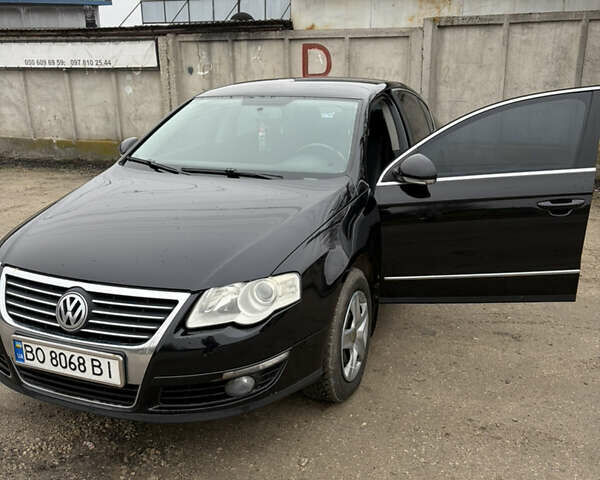 Чорний Фольксваген Пассат, об'ємом двигуна 1.8 л та пробігом 240 тис. км за 5200 $, фото 2 на Automoto.ua