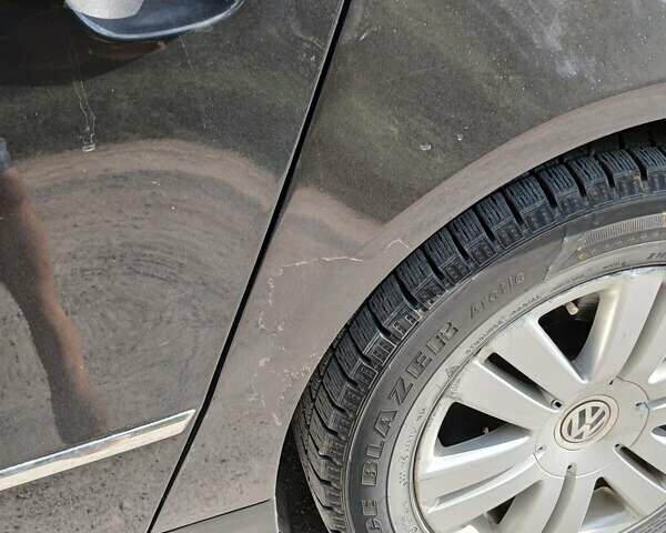 Черный Фольксваген Пассат, объемом двигателя 1.8 л и пробегом 262 тыс. км за 5200 $, фото 4 на Automoto.ua