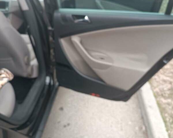 Черный Фольксваген Пассат, объемом двигателя 2 л и пробегом 264 тыс. км за 7800 $, фото 8 на Automoto.ua