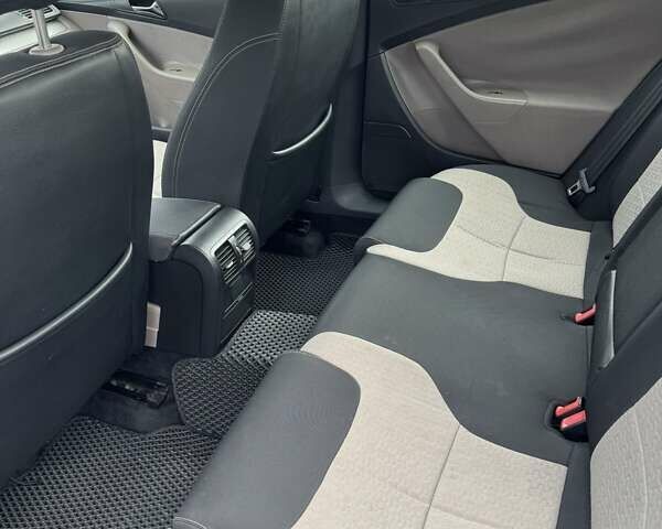 Черный Фольксваген Пассат, объемом двигателя 2 л и пробегом 307 тыс. км за 7700 $, фото 12 на Automoto.ua