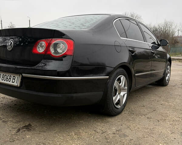 Чорний Фольксваген Пассат, об'ємом двигуна 1.8 л та пробігом 240 тис. км за 5200 $, фото 6 на Automoto.ua
