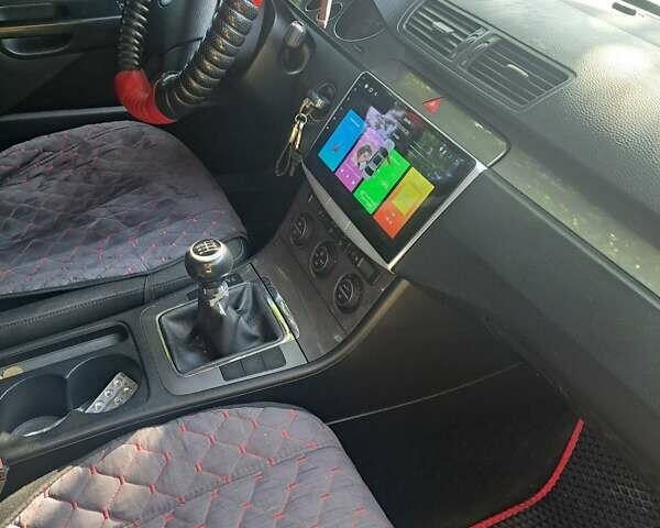 Черный Фольксваген Пассат, объемом двигателя 2 л и пробегом 197 тыс. км за 6900 $, фото 6 на Automoto.ua