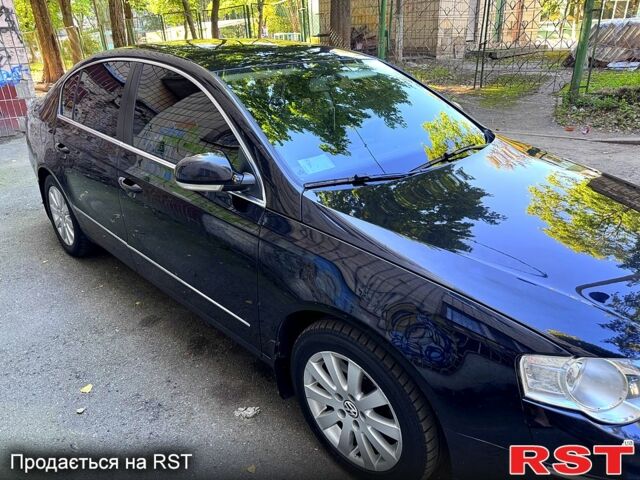 Черный Фольксваген Пассат, объемом двигателя 1.8 л и пробегом 157 тыс. км за 7200 $, фото 7 на Automoto.ua