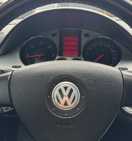 Черный Фольксваген Пассат, объемом двигателя 2 л и пробегом 429 тыс. км за 6500 $, фото 6 на Automoto.ua