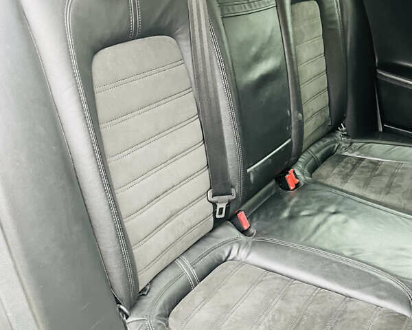 Черный Фольксваген Пассат, объемом двигателя 1.8 л и пробегом 287 тыс. км за 6500 $, фото 15 на Automoto.ua