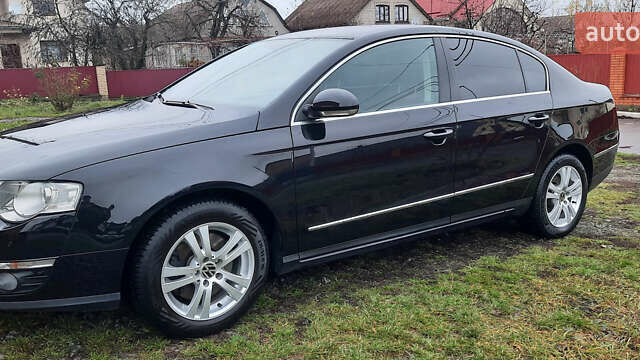 Черный Фольксваген Пассат, объемом двигателя 1.4 л и пробегом 200 тыс. км за 6900 $, фото 7 на Automoto.ua