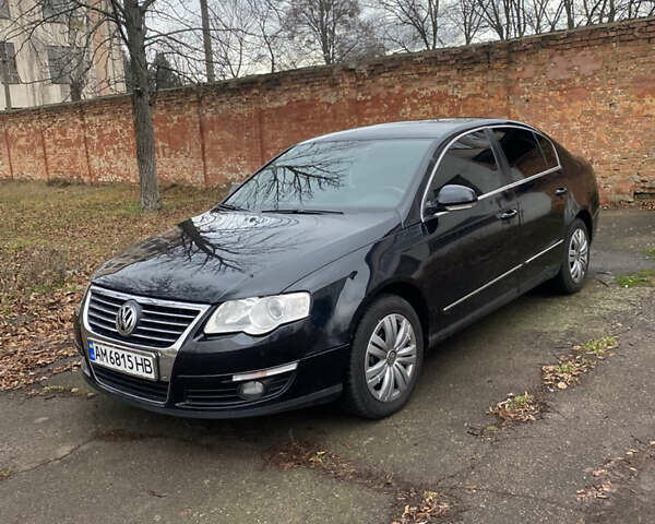 Черный Фольксваген Пассат, объемом двигателя 1.39 л и пробегом 250 тыс. км за 5500 $, фото 1 на Automoto.ua