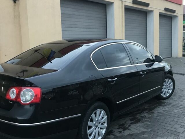 Чорний Фольксваген Пассат, об'ємом двигуна 1.8 л та пробігом 271 тис. км за 7250 $, фото 4 на Automoto.ua