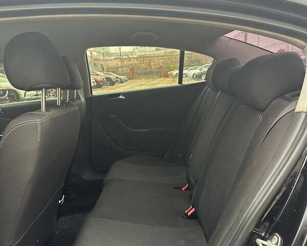 Чорний Фольксваген Пассат, об'ємом двигуна 1.8 л та пробігом 278 тис. км за 6800 $, фото 11 на Automoto.ua