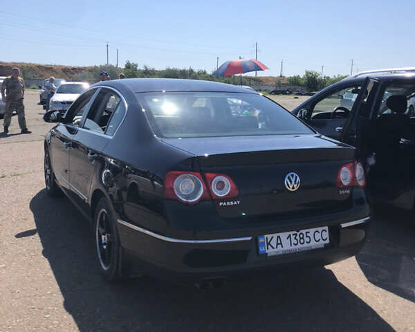 Чорний Фольксваген Пассат, об'ємом двигуна 2 л та пробігом 174 тис. км за 8000 $, фото 4 на Automoto.ua