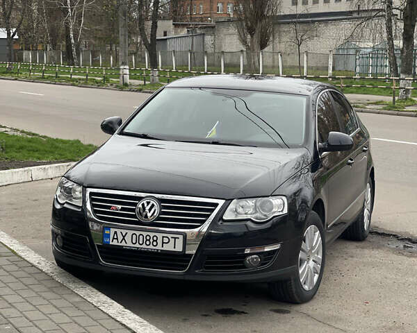 Черный Фольксваген Пассат, объемом двигателя 1.8 л и пробегом 150 тыс. км за 9000 $, фото 4 на Automoto.ua