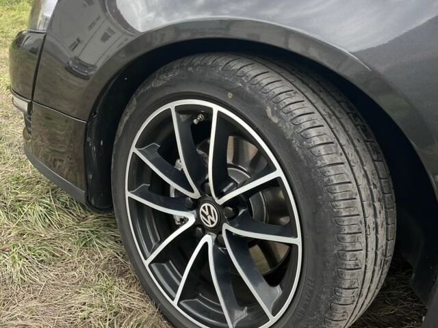 Черный Фольксваген Пассат, объемом двигателя 1.4 л и пробегом 195 тыс. км за 8000 $, фото 8 на Automoto.ua