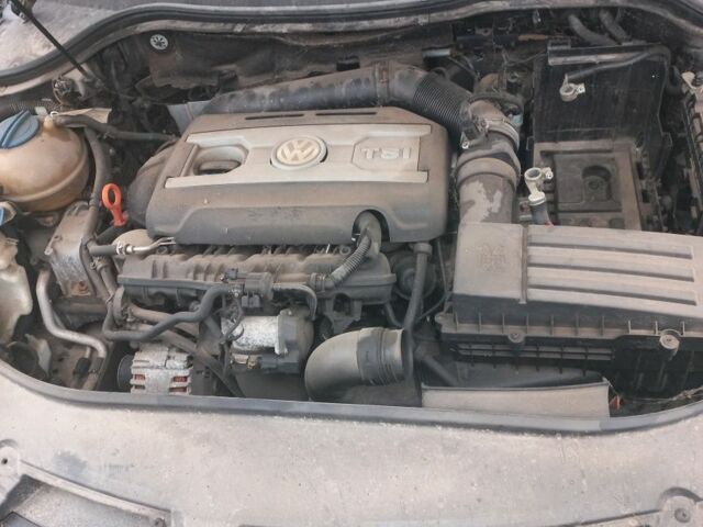 Черный Фольксваген Пассат, объемом двигателя 1.8 л и пробегом 300 тыс. км за 284 $, фото 1 на Automoto.ua